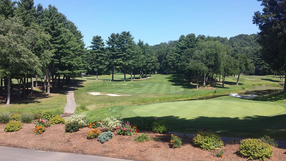 Hawk's Landing Country Club, Southington, Connecticut Golf course